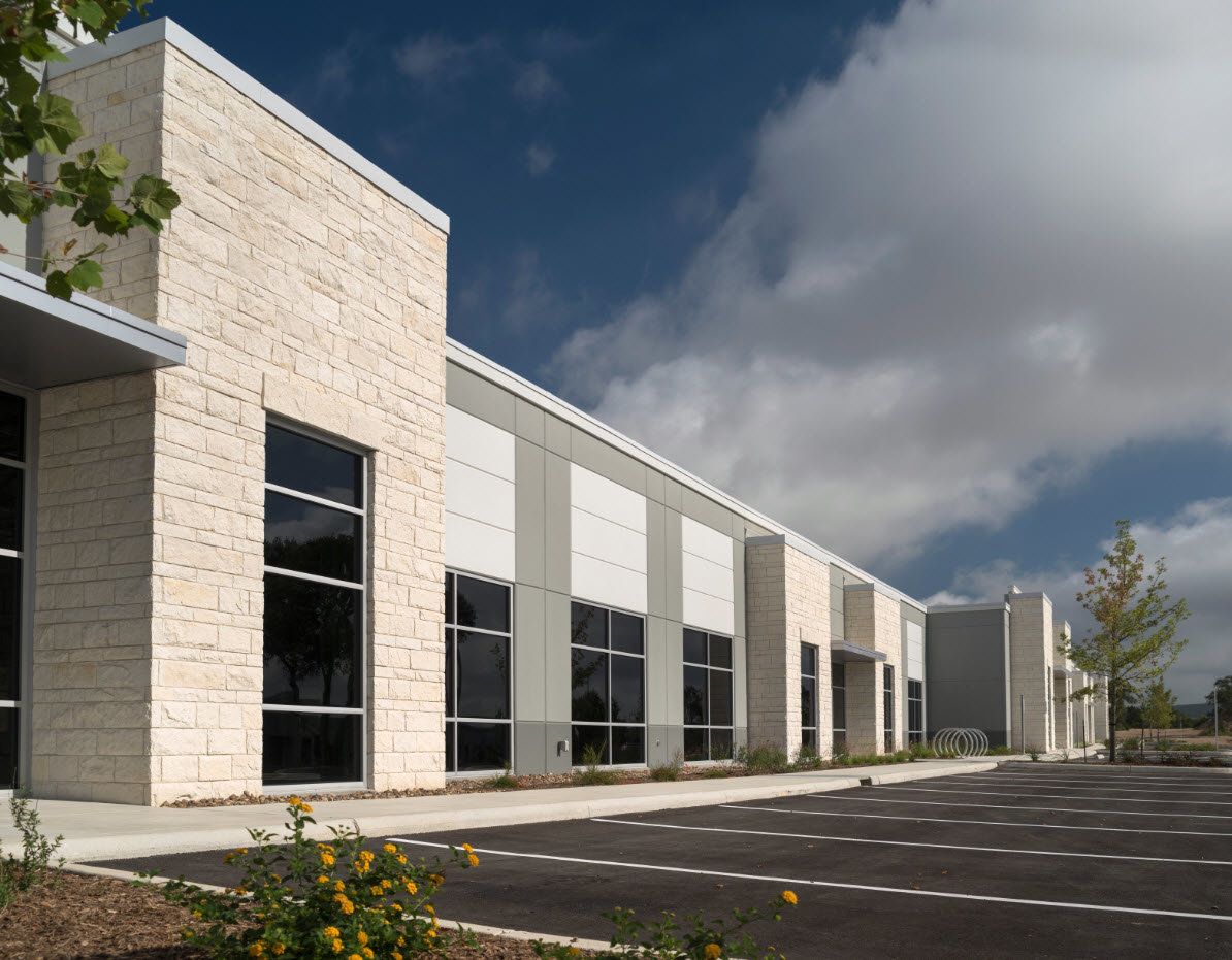 Teralta Corporate Park: 4949 N Loop 1604 W, San Antonio, TX 78249